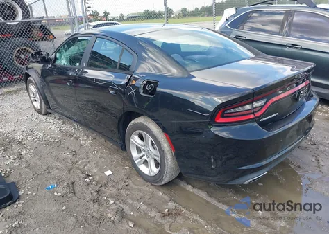 2015 Dodge Charger Se z USA, uszkodzony, nr VIN 2C3CDXBG3FH847334